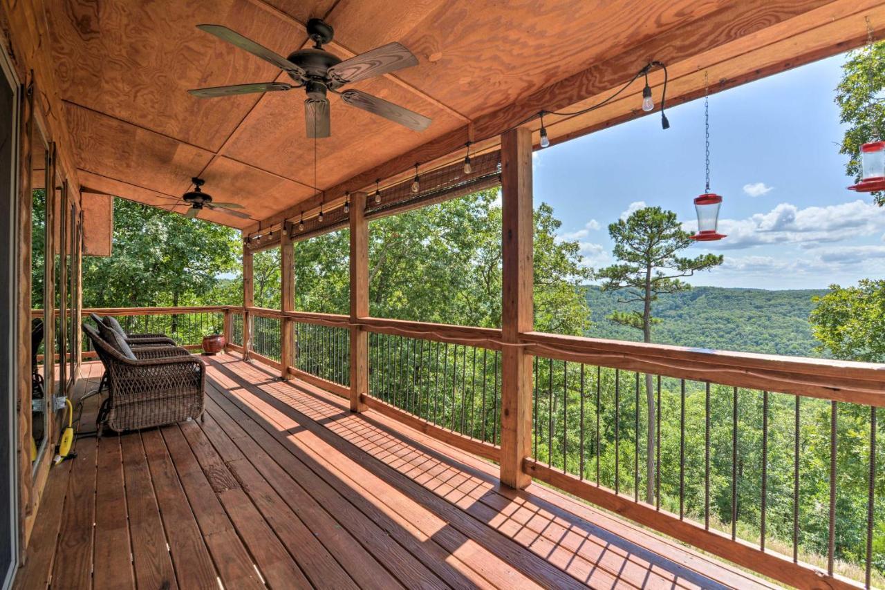 Spacious Log Cabin With Fire Pit And Game Room! 유레카 스프링스 외부 사진